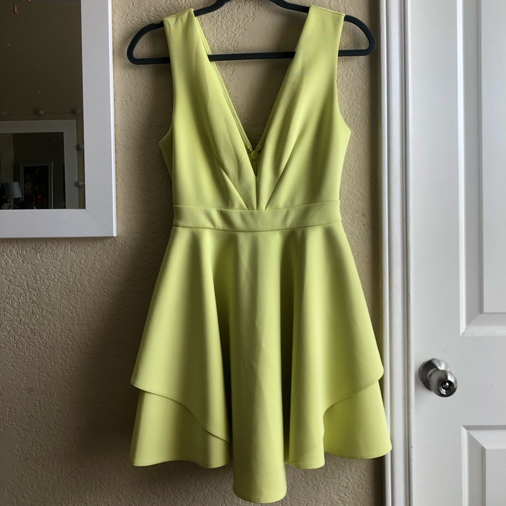 BEBE DRESS - Picture 3 of 4